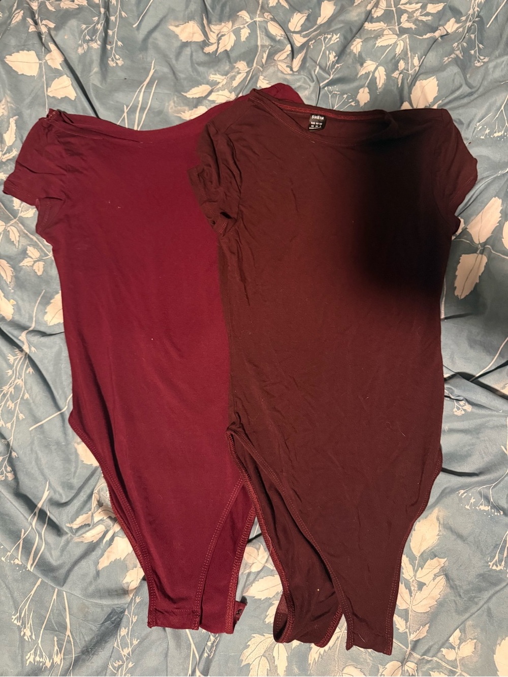 Women's Short Sleeve Bodysuits - Burgundy & Dark Wine